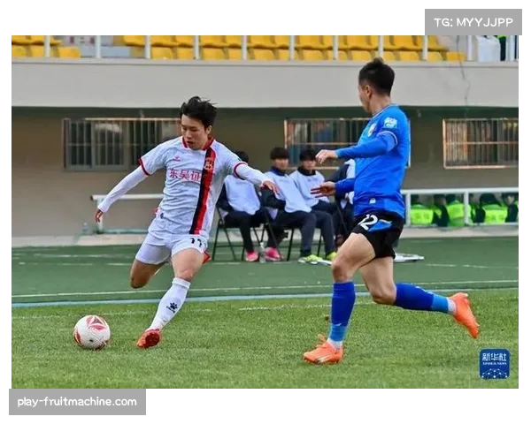 吴彦澍中场组织表现 大连鲲城攻防转换关键一环 吴彦澍中场组织表现 大连鲲城攻防转换关键一环